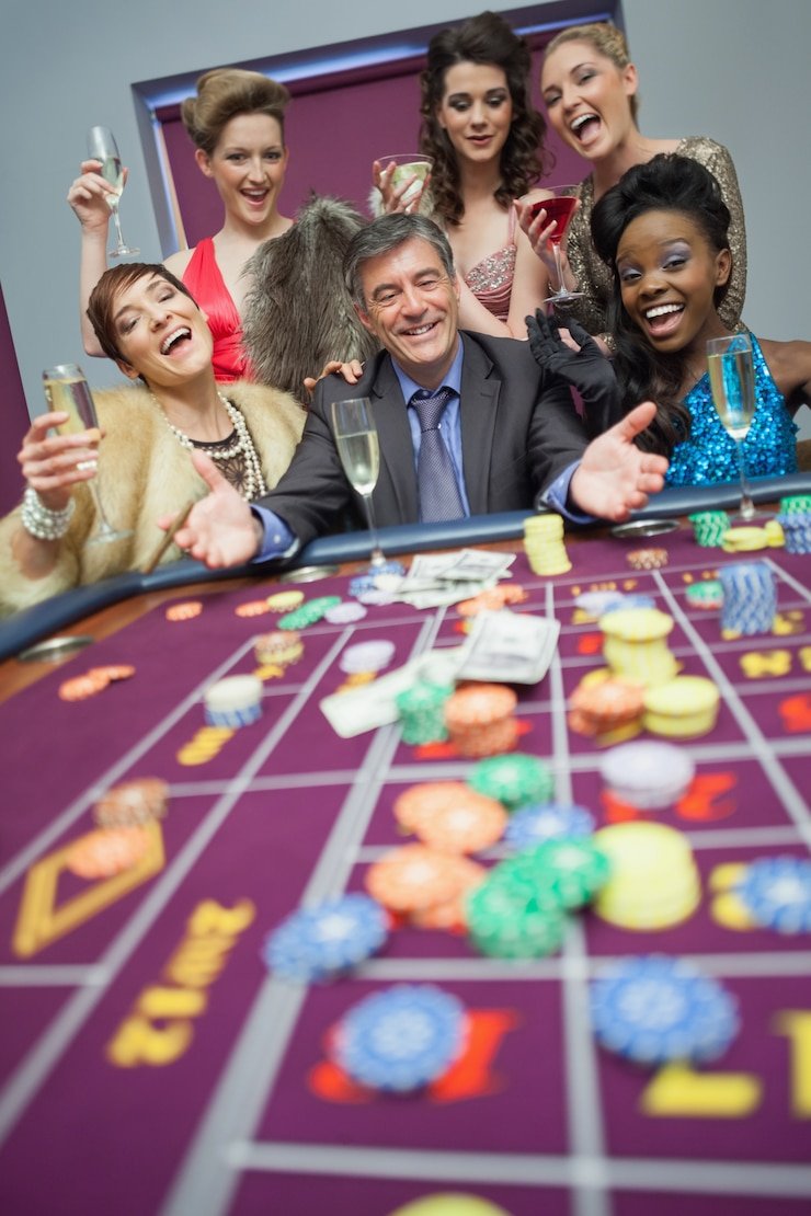 Penggunaan perangkat mobile yang aman untuk mengakses hiburan taruhan sports dan casino di Indonesia